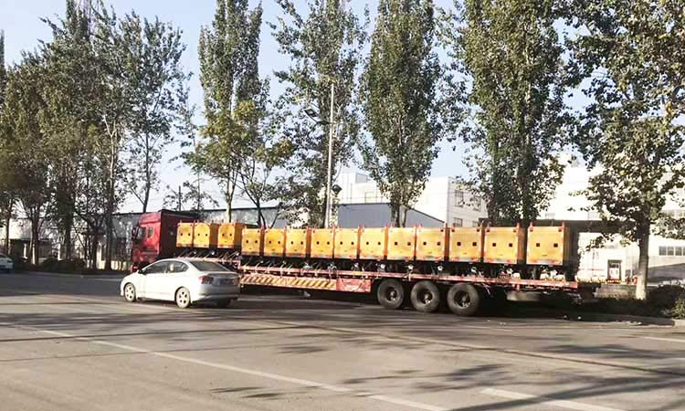 百易長青多功能高壓沖洗車，廣西卸車現(xiàn)場