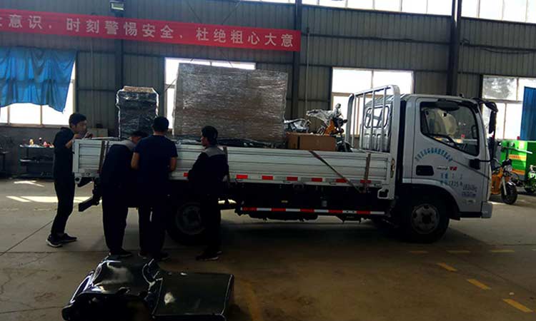 手推式樹(shù)葉收集器