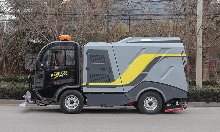 電動(dòng)深度清潔車