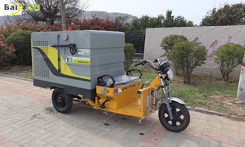 三輪高壓清洗車，市政道路沖洗好幫
