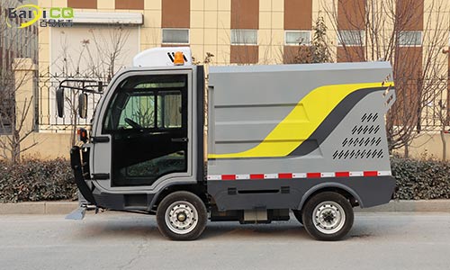 小型四輪高壓清洗車，道路清潔效果好城市顏值擔當