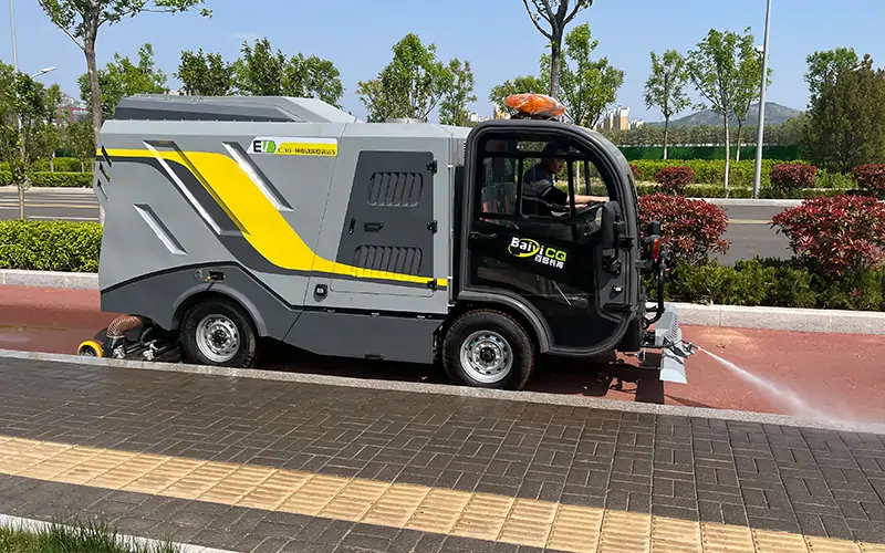 純電動(dòng)深度清潔車(chē)BY-C30