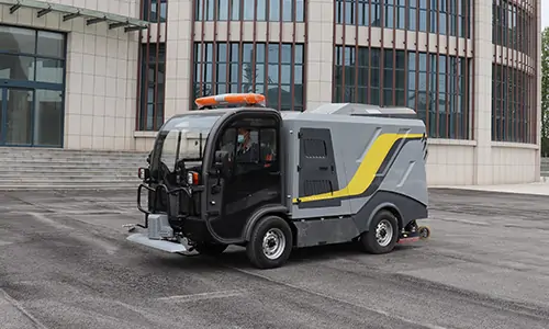 道路污染清除車，深度清潔城市三級道路【輔道、人行道】還原路面本色！