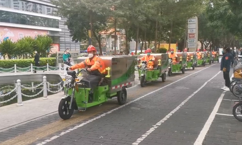小型多功能高壓清洗車發(fā)往深圳環(huán)衛(wèi)公司-組織現(xiàn)場培訓，助力深圳環(huán)衛(wèi)！