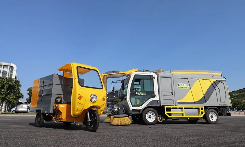 樹葉收集車與高壓清洗車聯(lián)合作業(yè)會產(chǎn)生怎樣的火花？一起來看一下！