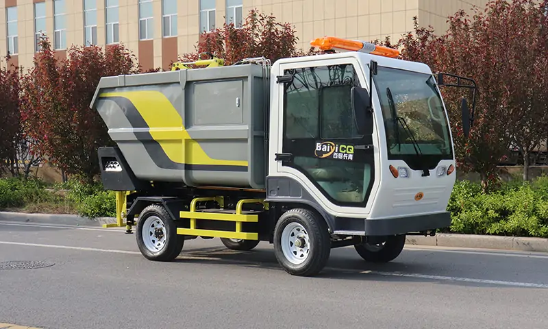 電動(dòng)后裝式垃圾車：環(huán)保革命的嶄新明星，物業(yè)景區(qū)園林垃圾轉(zhuǎn)運(yùn)好幫手