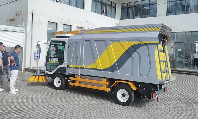 樹葉收集車的魅力在哪里？看完這篇文章，您就會了解樹葉收集車的獨特魅力