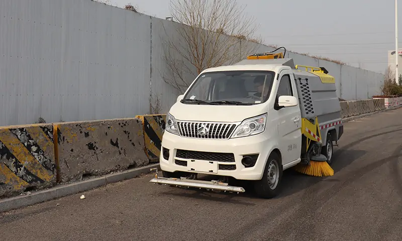 高效潔凈，新能源洗掃車助力城市清潔