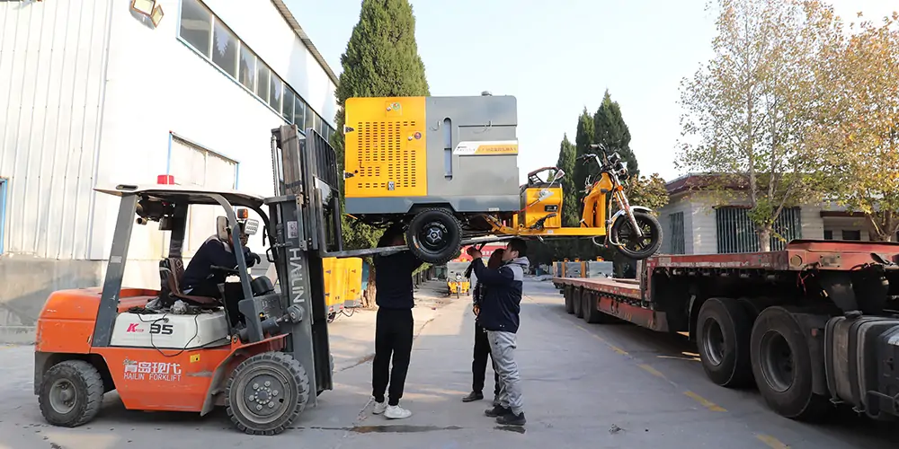 三輪高壓清洗車(chē) 小型高壓清洗車(chē) 多功能高壓清洗車(chē) 路面高壓清洗車(chē) 環(huán)衛(wèi)小型高壓清洗車(chē)