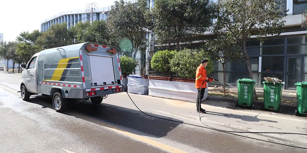 環(huán)衛(wèi)專用高壓沖洗車 市政高壓沖洗車 電動(dòng)四輪高壓沖洗車 高壓沖洗車清洗車 路面污漬高壓沖洗車