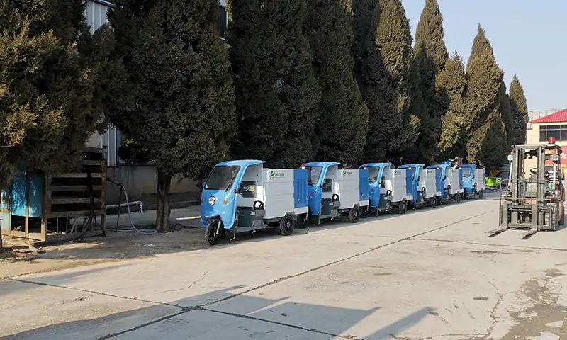 高壓清洗車發(fā)貨!助力美好城市環(huán)衛(wèi)建設，共建和諧環(huán)境