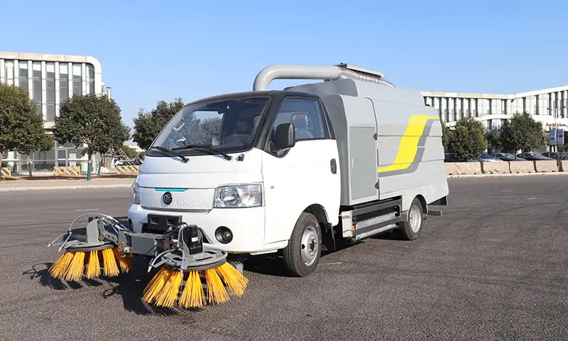 四輪樹葉收集車：解決落葉難題，引領環(huán)保革命