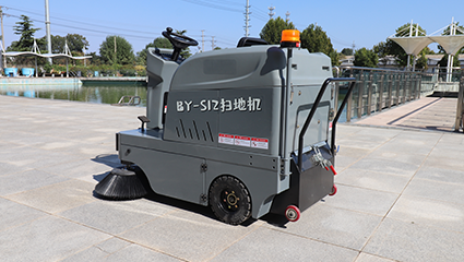 純電動(dòng)掃地車(chē)BY-S12動(dòng)力系統(tǒng)