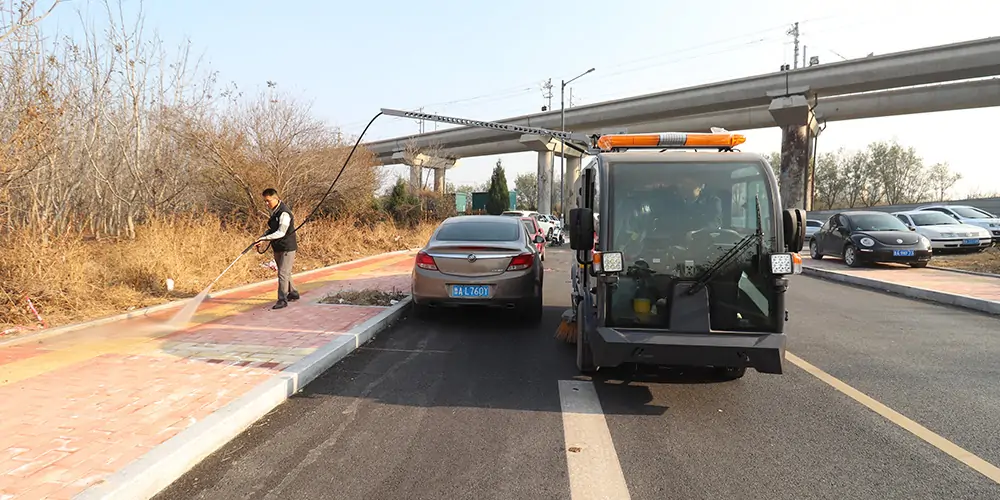 清掃車 電動掃地車 廠區(qū)掃地車 園區(qū)掃路車 景區(qū)清掃車