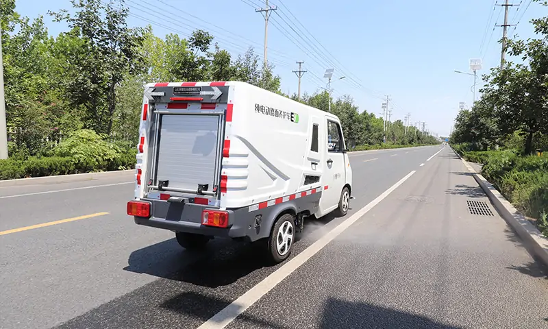 新能源多功能高壓清洗車：高效清潔，環(huán)保便捷